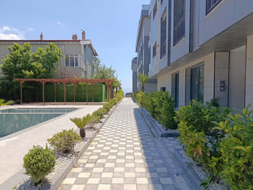 Exterior 5