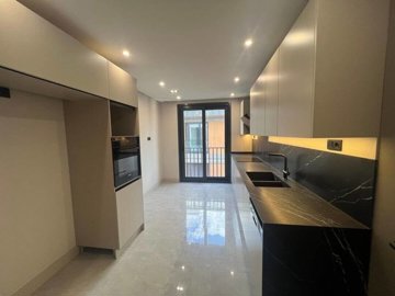 Interior 2