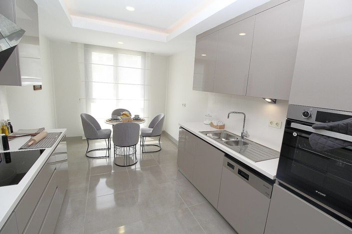 Image No.11-3 Bed Apartment for sale