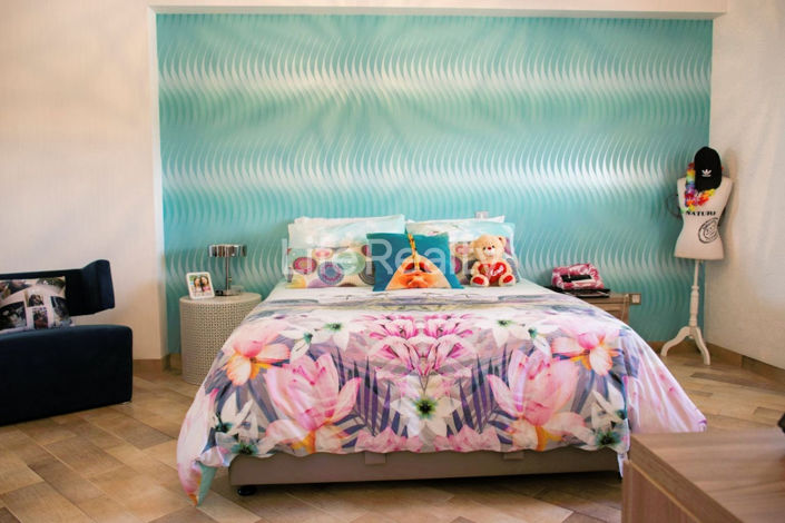 Image No.15-5 Bed House for sale