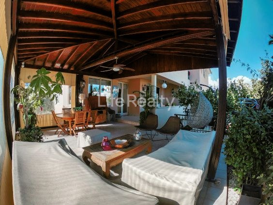 Image No.23-5 Bed House for sale