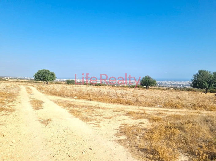 Image No.5-Terre à vendre à Kato Polemidia