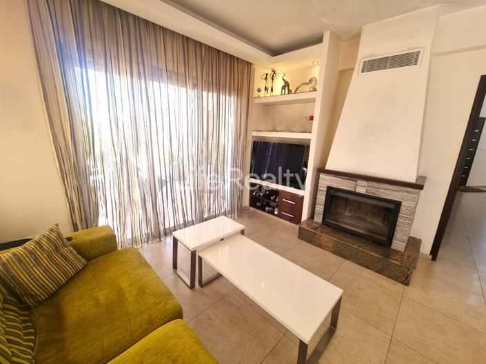 Image No.2-4 Bed House for sale