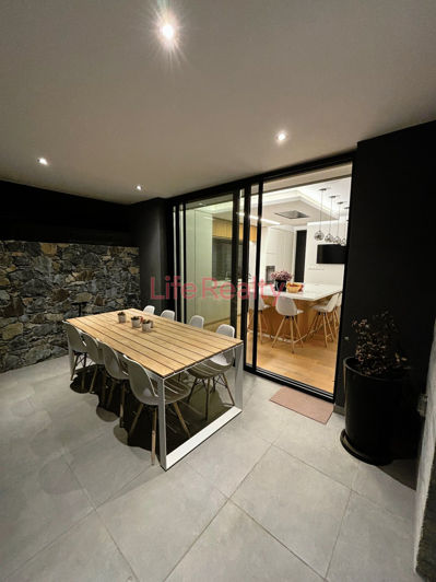 Image No.10-4 Bed House for sale