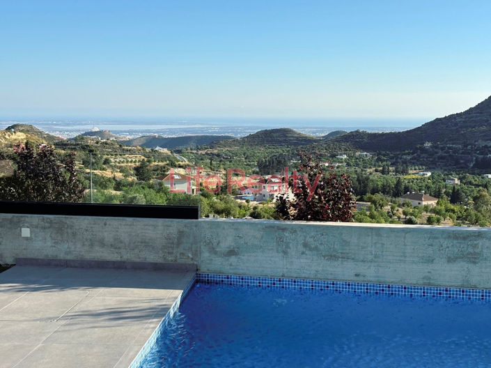 Image No.15-4 Bed House for sale