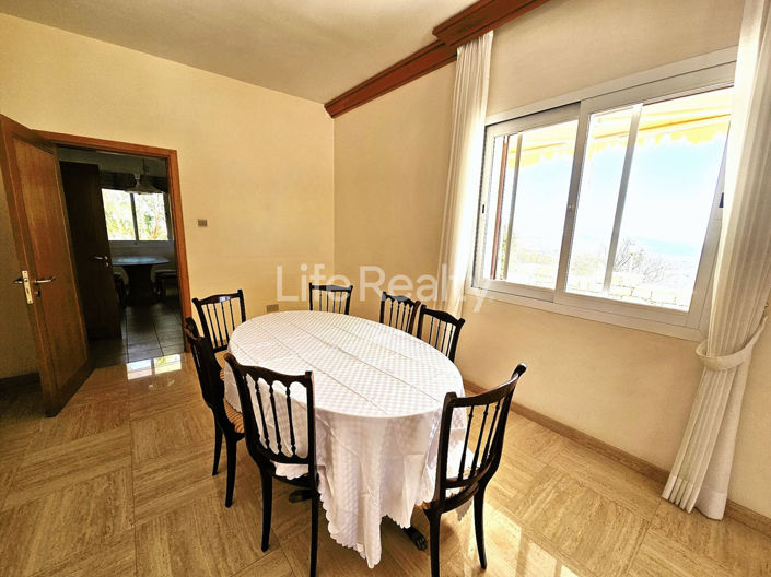 Image No.10-6 Bed House for sale