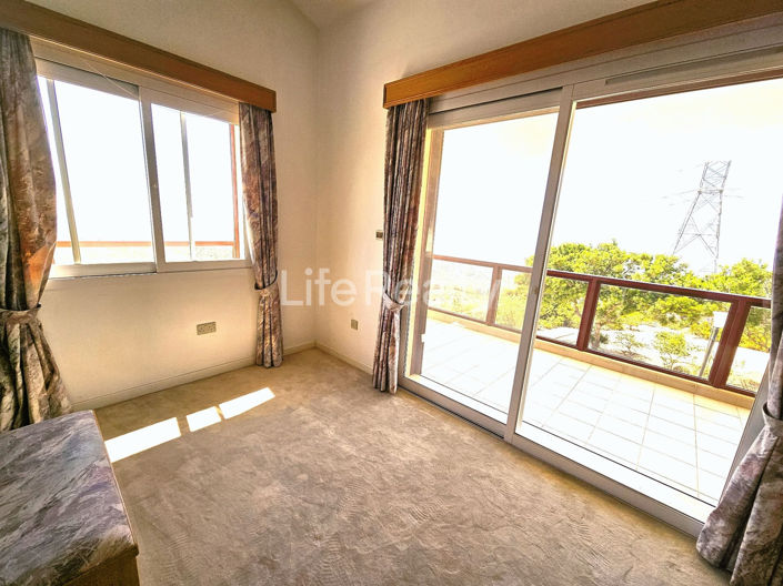 Image No.22-6 Bed House for sale