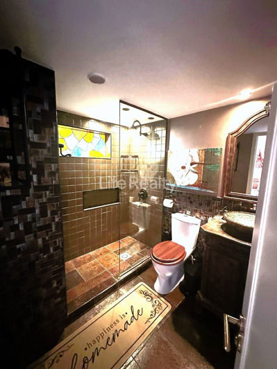 Image No.11-4 Bed Apartment for sale