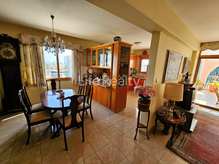 Image No.3-Appartement de 3 chambres à vendre à Mesa Geitonia