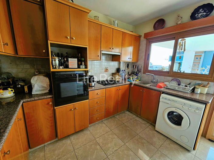 Image No.5-Appartement de 3 chambres à vendre à Mesa Geitonia