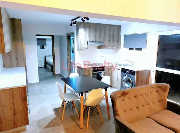 Image No.15-7 Bed House for sale