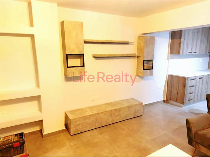 Image No.17-7 Bed House for sale