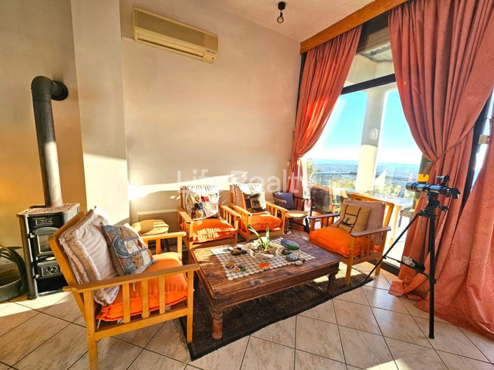 Image No.4-6 Bed House for sale