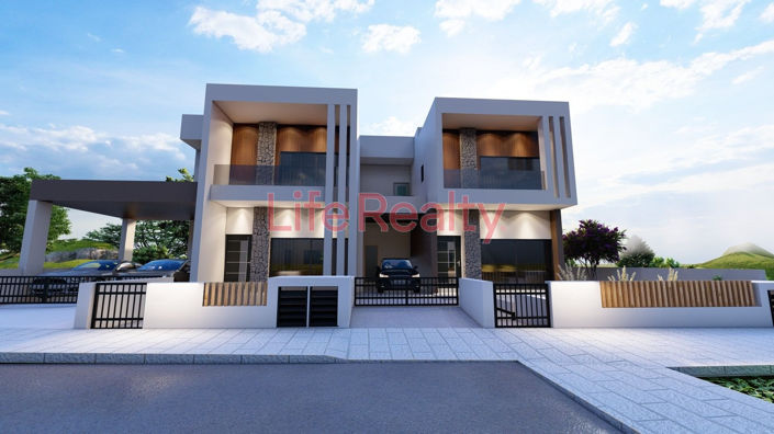 Image No.1-4 Bed House for sale