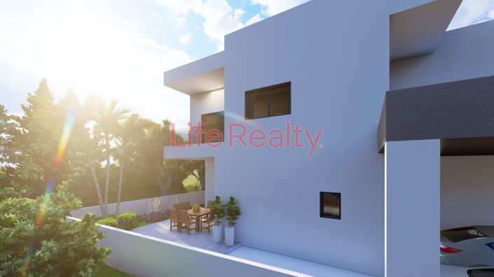 Image No.8-4 Bed House for sale