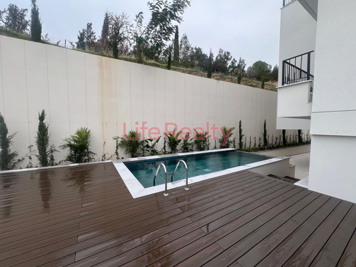 Image No.17-3 Bed Apartment for sale