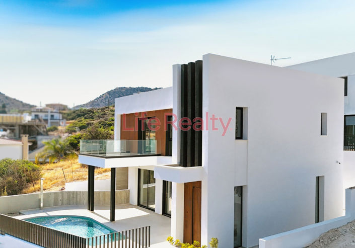 Image No.2-3 Bed House for sale