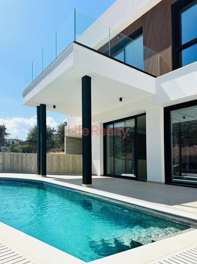 Image No.26-3 Bed House for sale