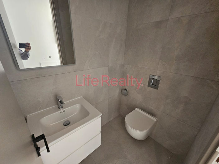 Image No.10-3 Bed Apartment for sale