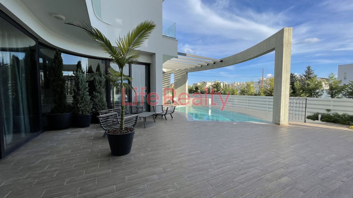 Image No.8-Maison de 5 chambres à vendre à Germasogeia