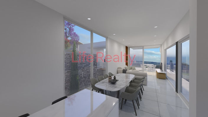 Image No.4-5 Bed House for sale