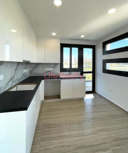 Image No.11-3 Bed Apartment for sale