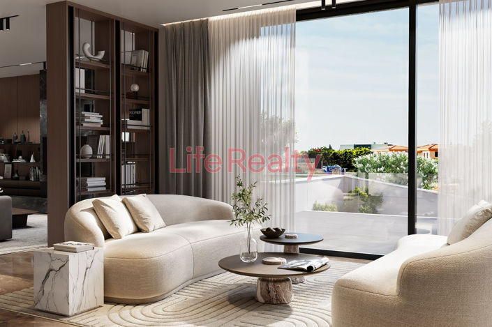 Image No.7-7 Bed House for sale