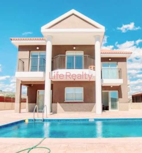 Image No.2-Maison de 3 chambres à vendre à Monagrouli