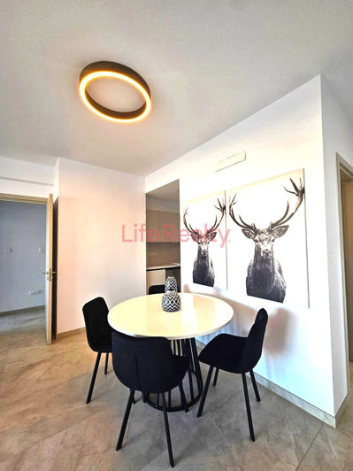 Image No.2-Appartement de 2 chambres à vendre à Agios Athanasios