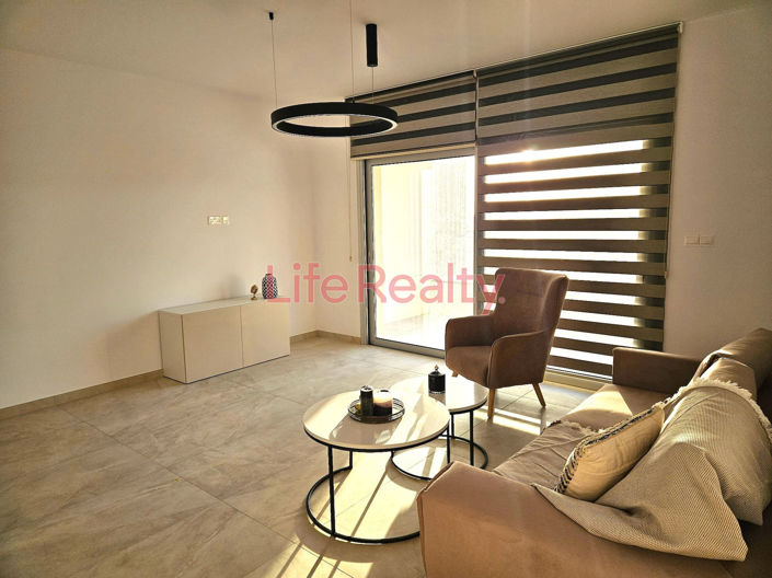 Image No.5-Appartement de 2 chambres à vendre à Agios Athanasios