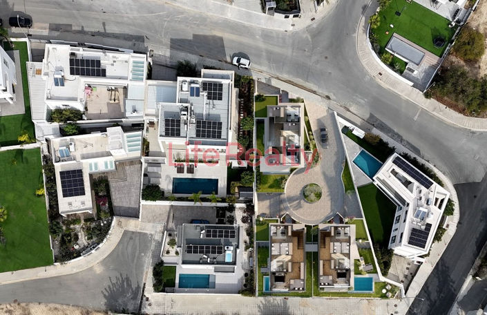 Image No.7-4 Bed House for sale