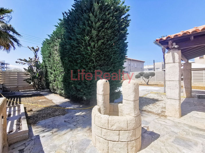 Image No.4-5 Bed House for sale