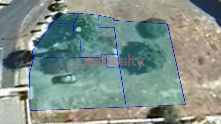 Image No.2-Terrain à vendre à Limassol Marina