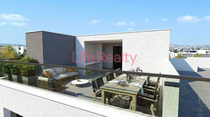 Image No.16-10 Bed Property for sale