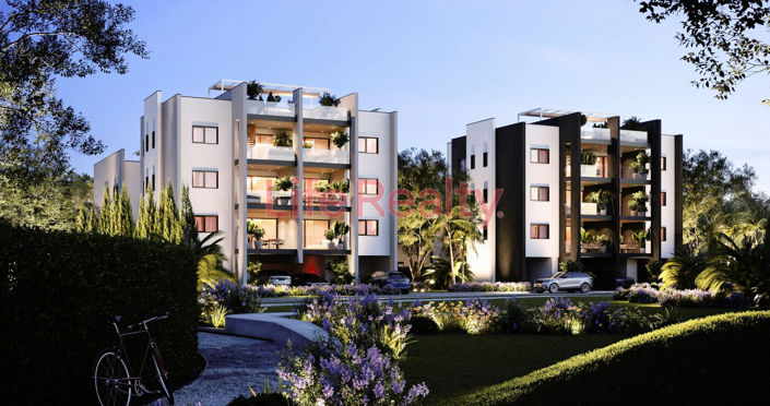 Image No.2-Appartement de 2 chambres à vendre à Zakaki