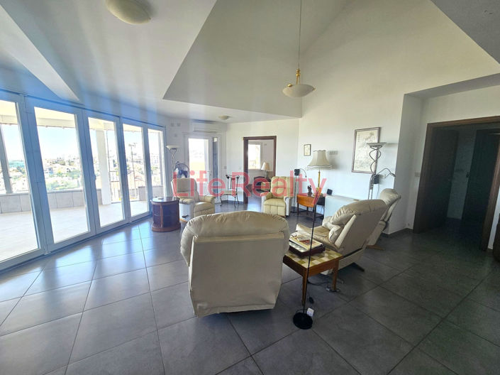 Image No.4-Maison de 5 chambres à vendre à Limassol