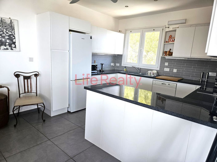 Image No.8-Maison de 5 chambres à vendre à Limassol