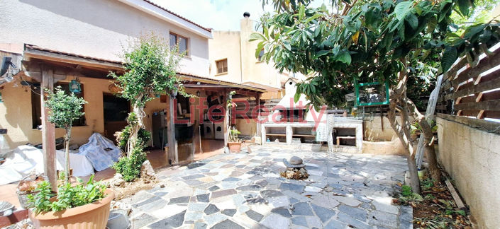 Image No.19-3 Bed House for sale