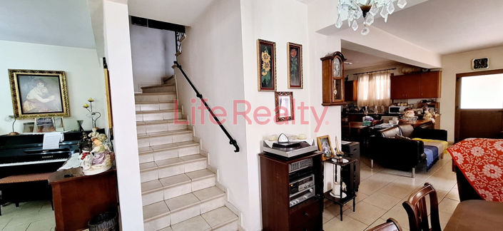 Image No.9-3 Bed House for sale