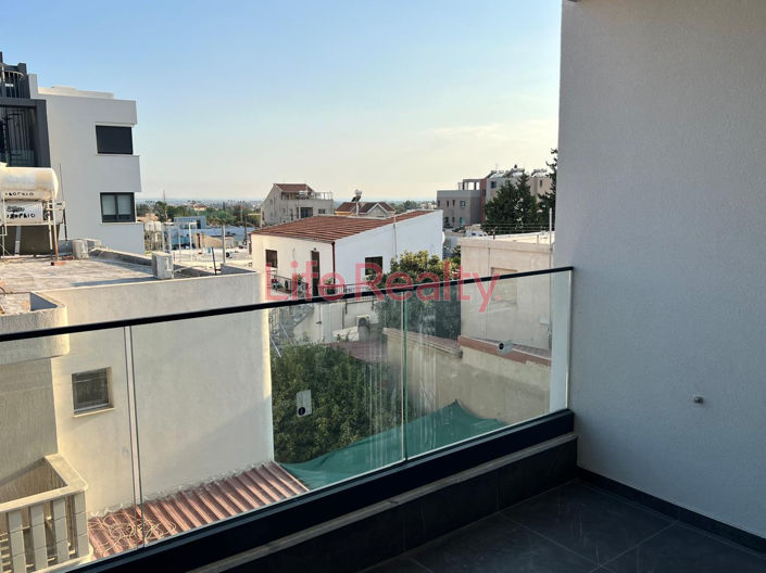 Image No.3-Appartement de 2 chambres à vendre à Ypsonas