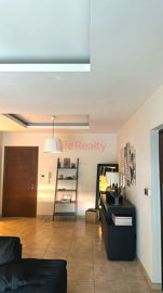 1 - Mesa Geitonia, Apartment