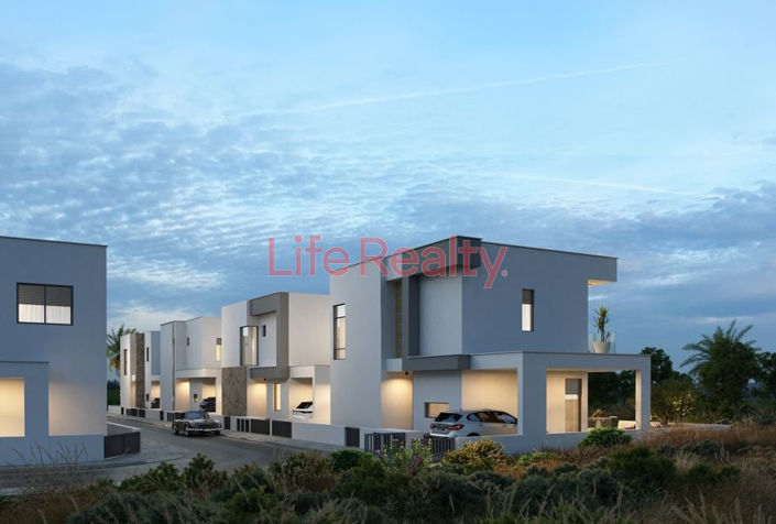 Image No.10-3 Bed House for sale