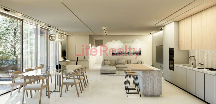 Image No.8-3 Bed House for sale