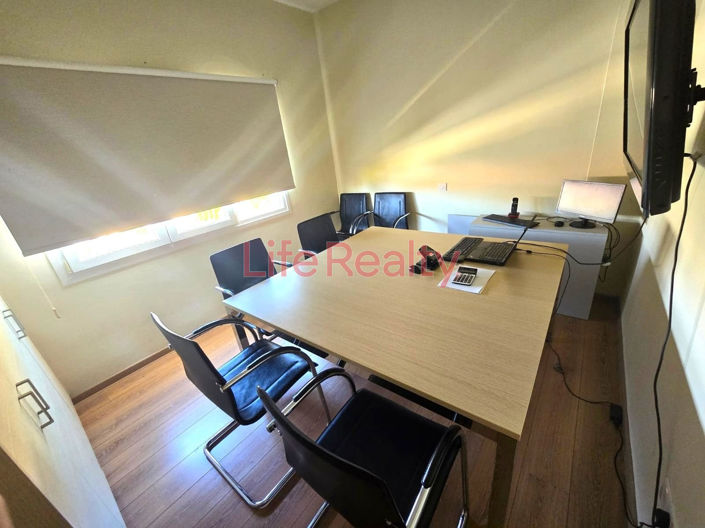 Image No.2-Appartement de 2 chambres à vendre à Mesa Geitonia