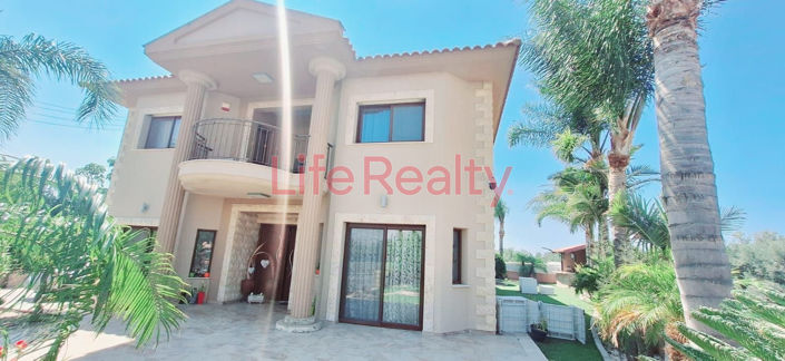 Image No.2-Maison de 4 chambres à vendre à Kolossi