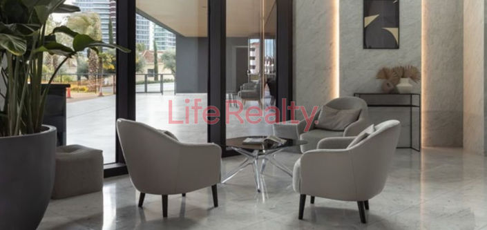 Image No.5-Commercial à vendre à Mesa Geitonia