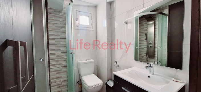 Image No.14-3 Bed House for sale