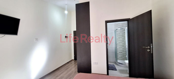 Image No.9-3 Bed House for sale