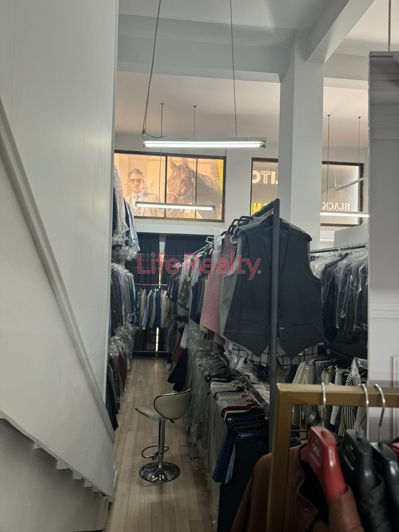 Image No.5-Commercial à vendre à Mesa Geitonia