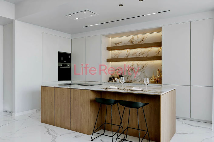 Image No.8-3 Bed Apartment for sale